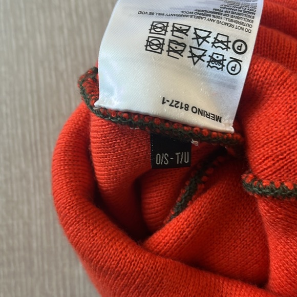 NWOT AUTHENTIC CANADA GOOSE 100% MERINO WOOL SKI BEANIE CLASSIC STYLE ORANGE/WHT - Picture 5 of 10